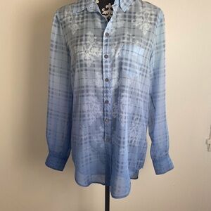 Two by Vince Camuto Ombré Plaid Button Front Shirt